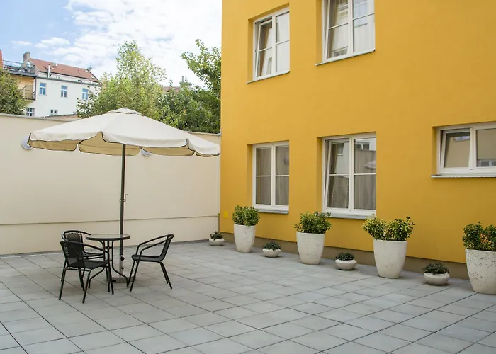 Limes Apartments Praag